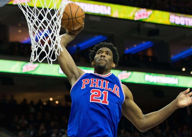 德与鲍威尔 德与鲍威尔