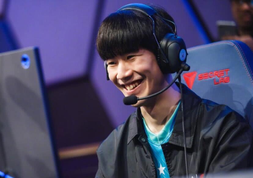 火花四射 火花四射