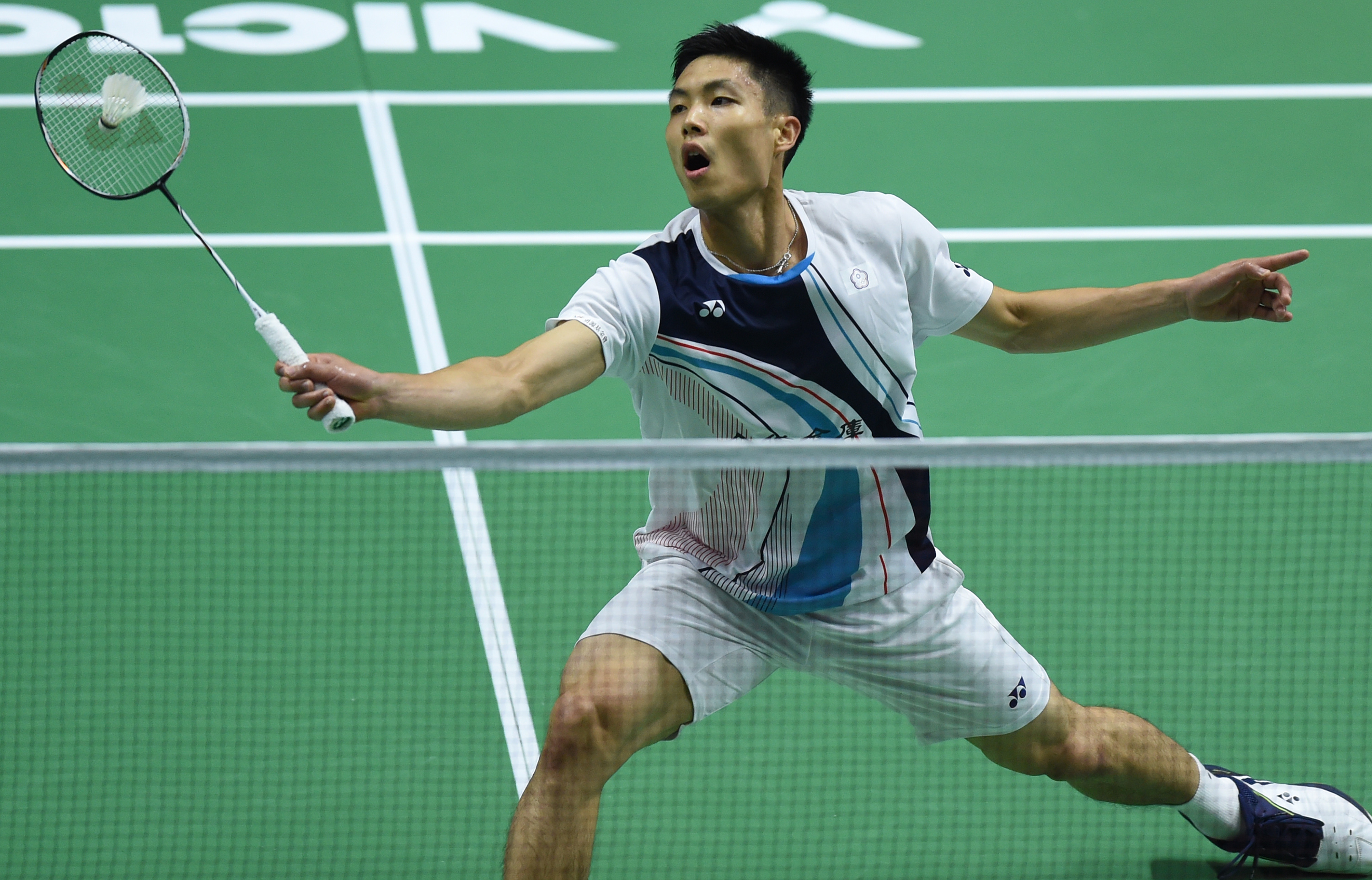 线与中场配 线与中场配