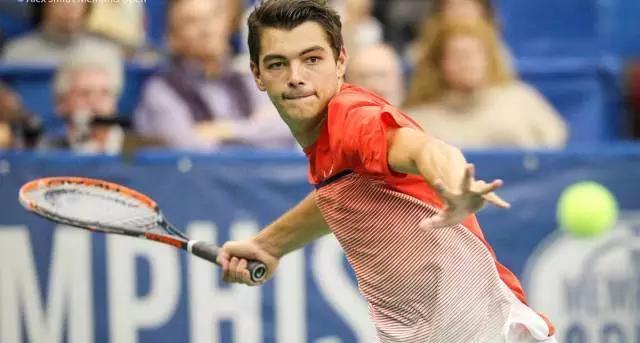 参赛选手背 参赛选手背