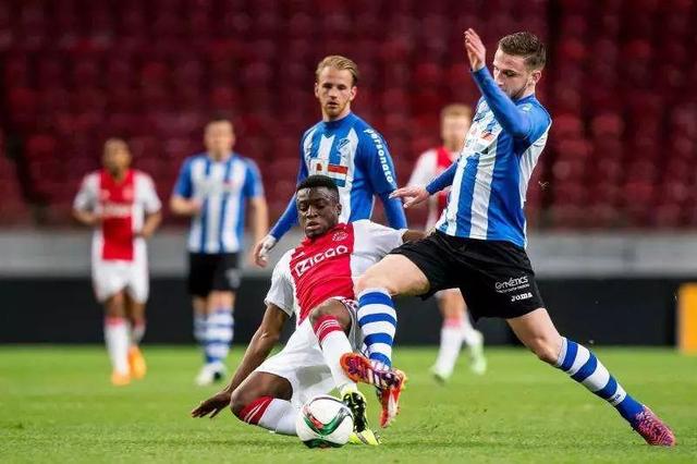 NBA新秀有望超越库里的三分纪录？这三人或将创造历史！